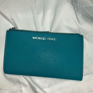 NWT MK wallet